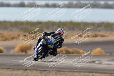 media/Dec-18-2022-SoCal Trackdays (Sun) [[8099a50955]]/Turn 14 (940am)/